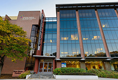 Suffolk celebrates $35 million renovation of lab space at Feinstein Institutes